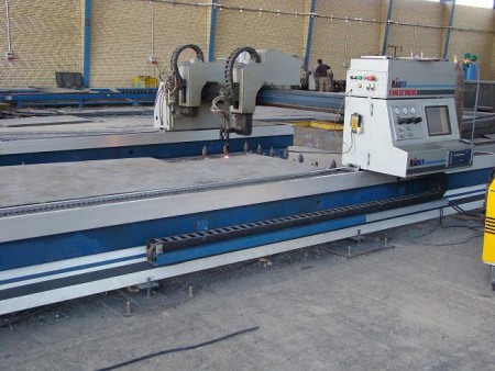 دستگاه برش CNC